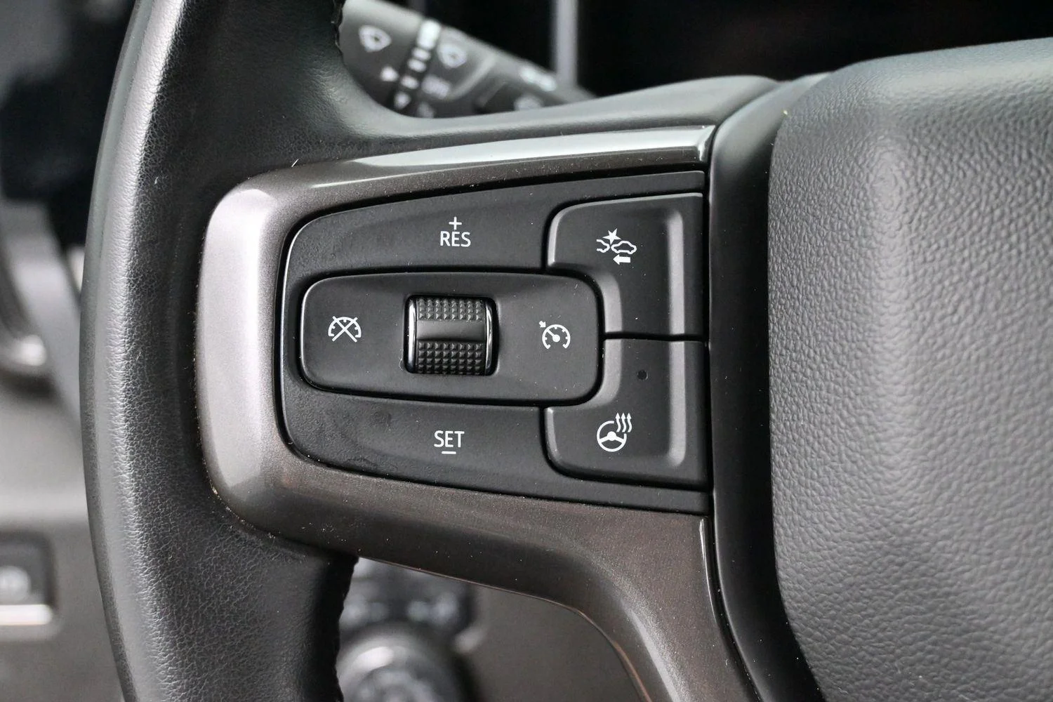 Used 2024 Sterling Gray Metallic Chevrolet ZR2 image 18