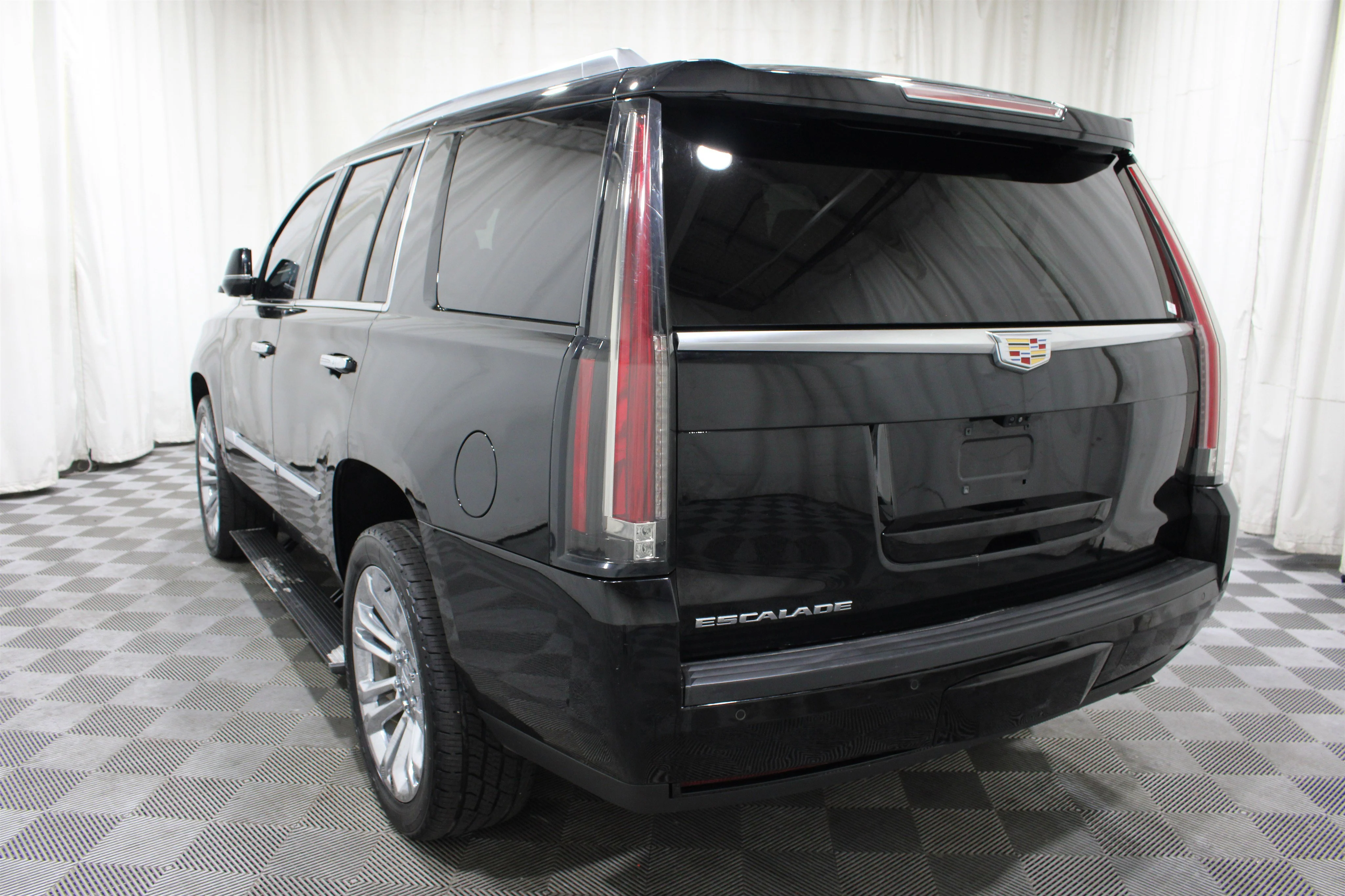 2019 Cadillac Escalade Premium Luxury - Photo 32