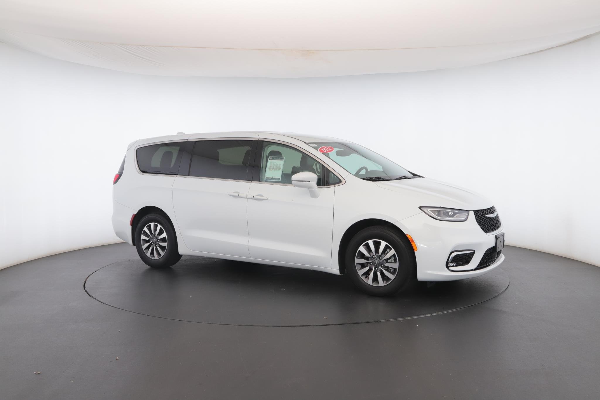 2022 Chrysler Pacifica Hybrid Touring L - Photo 32
