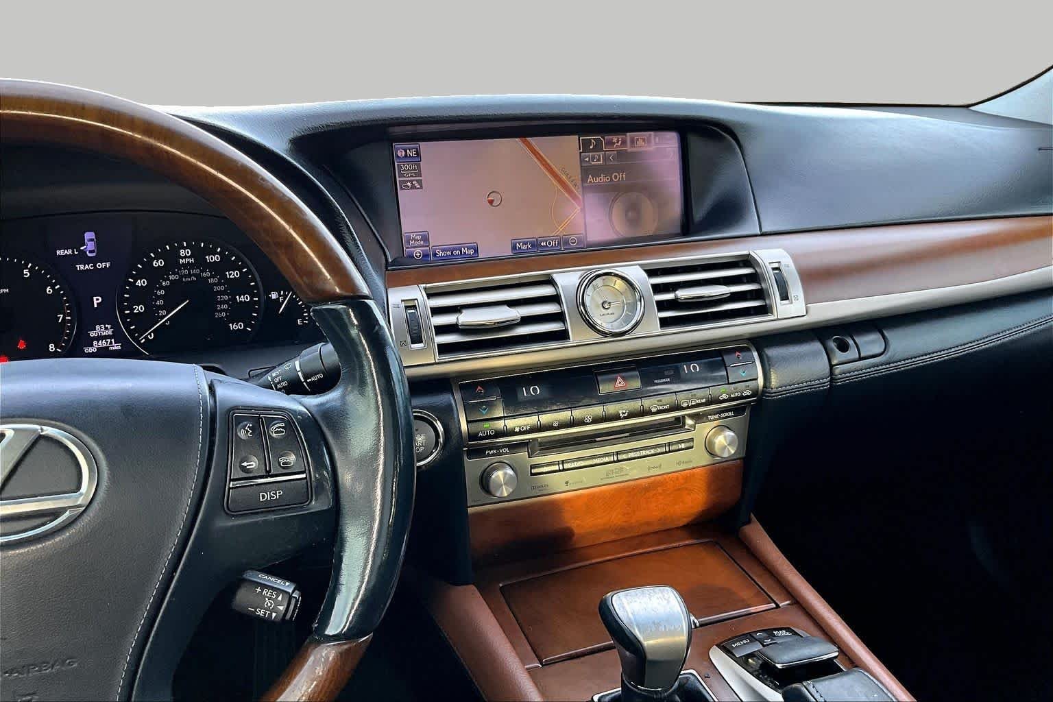 Certified Used 2013 Obsidian Lexus L image 6