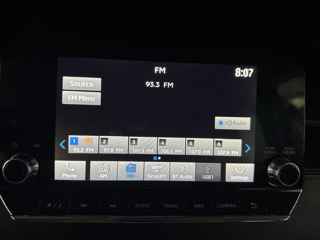 Used 2023 Gray Mitsubishi SE image 28