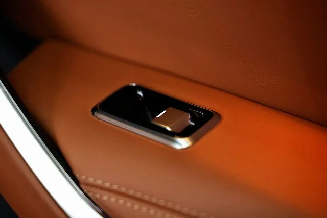 2026 Jaguar F-Pace R-Dynamic S - Photo 29