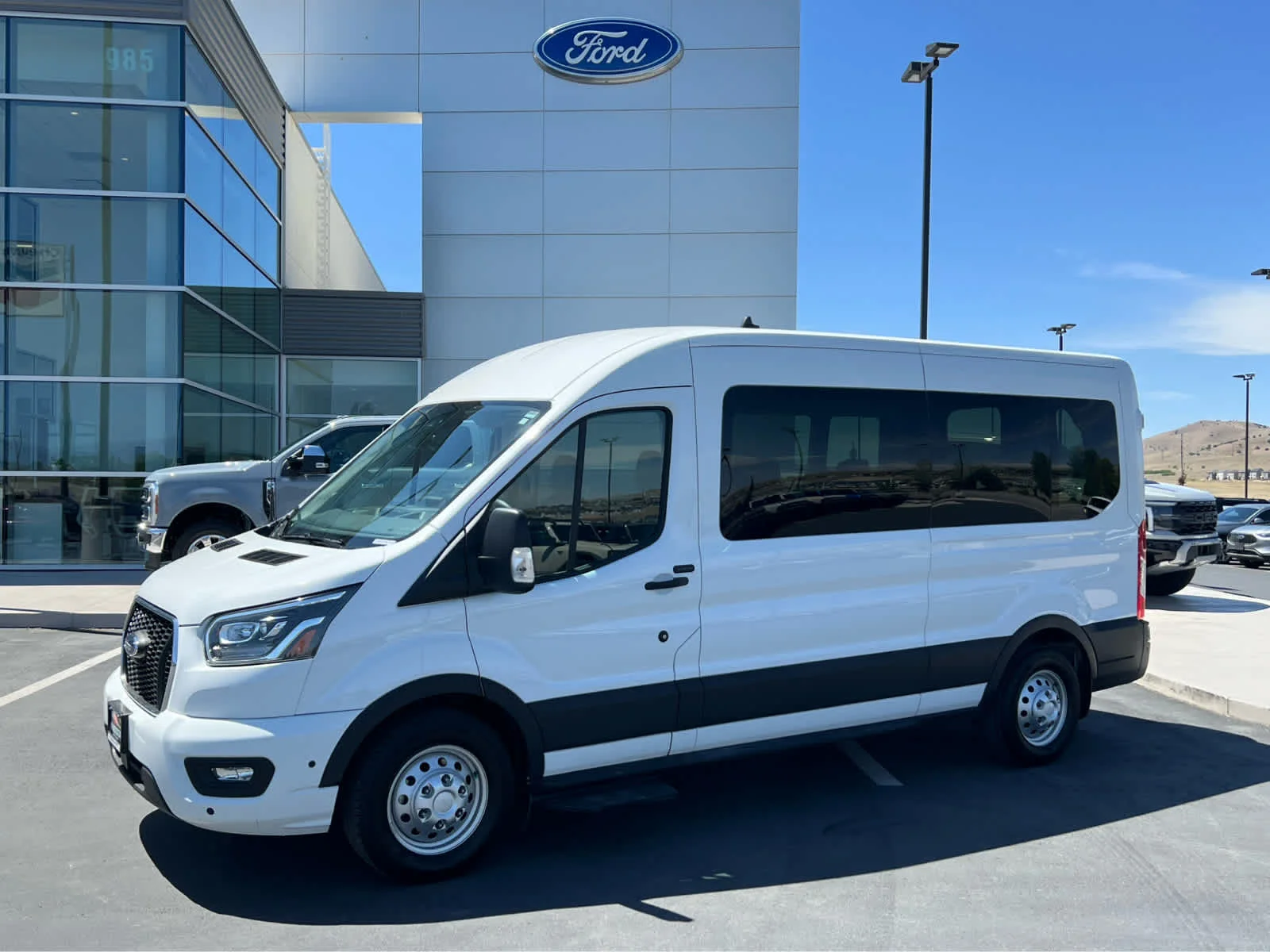 2025 Ford Transit Passenger Van XLT - Photo 1