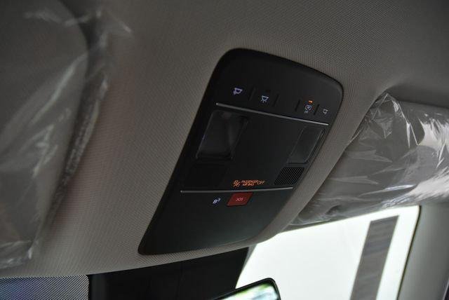 New 2026 White Hyundai SEL 7P image 99