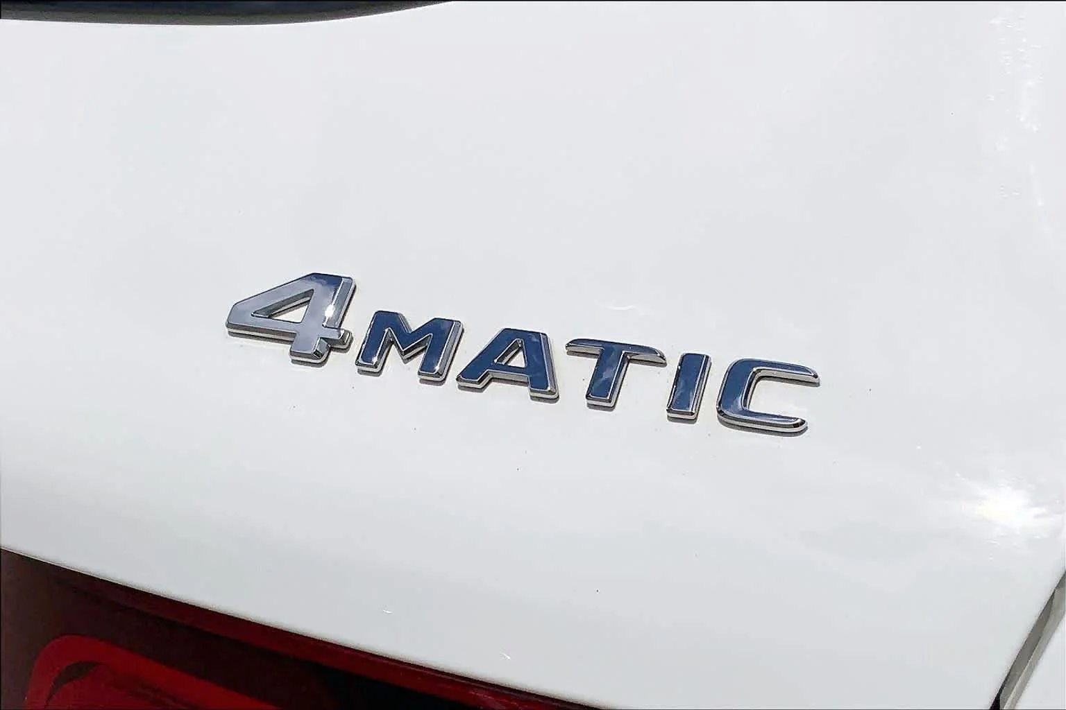 Certified Used 2022 Polar White Mercedes-Benz GLC 300 image 31