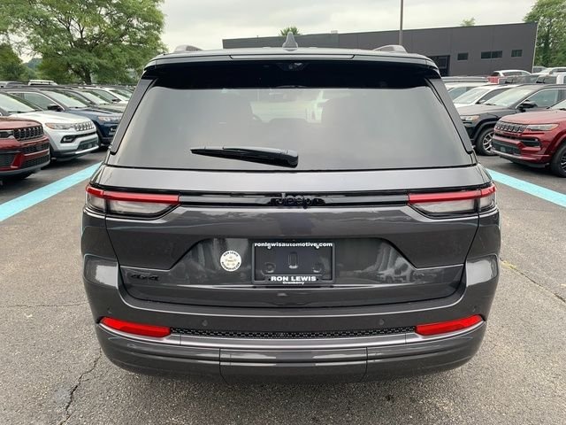 New 2026 Baltic Gray Metallic Clearcoat Jeep Limited Reserve image 3