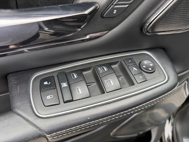 Used 2022 Black Ram Limited image 19