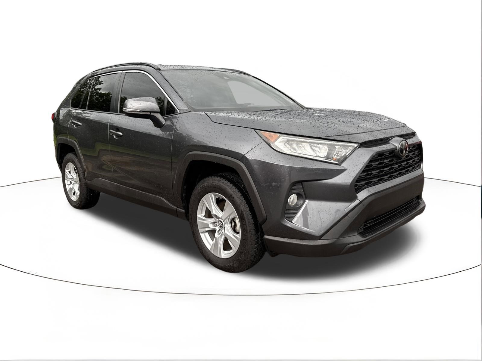2019 Toyota RAV4 XLE FWD's photo