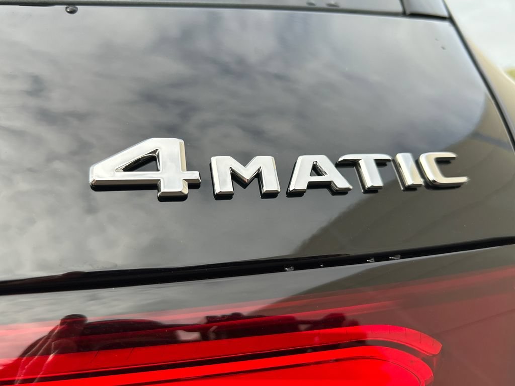 New 2026 Black Mercedes-Benz GLC 300 image 66
