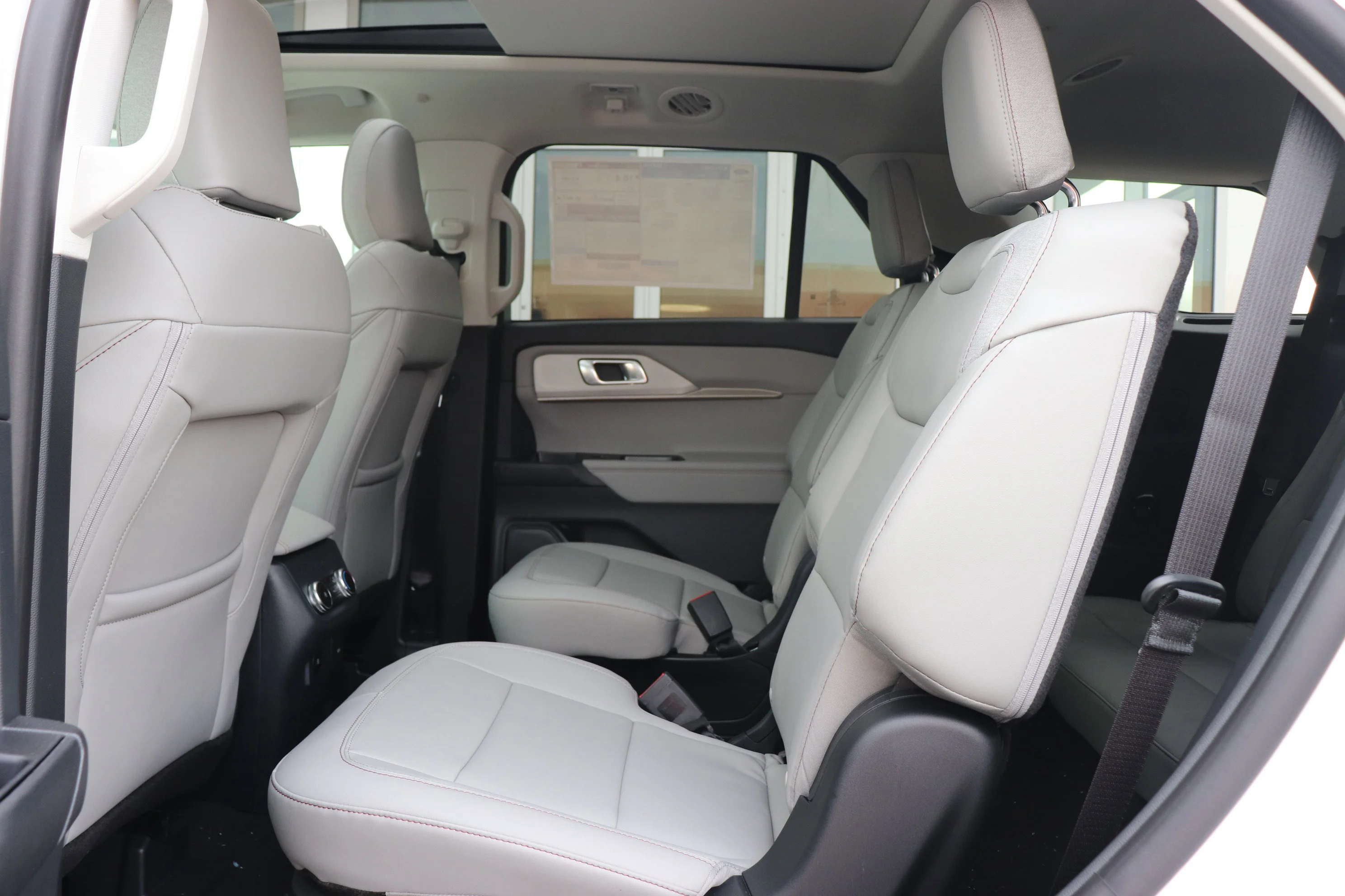 New 2026 STAR WHITE MET TRI-COAT Ford Active w/200A Pkg image 13