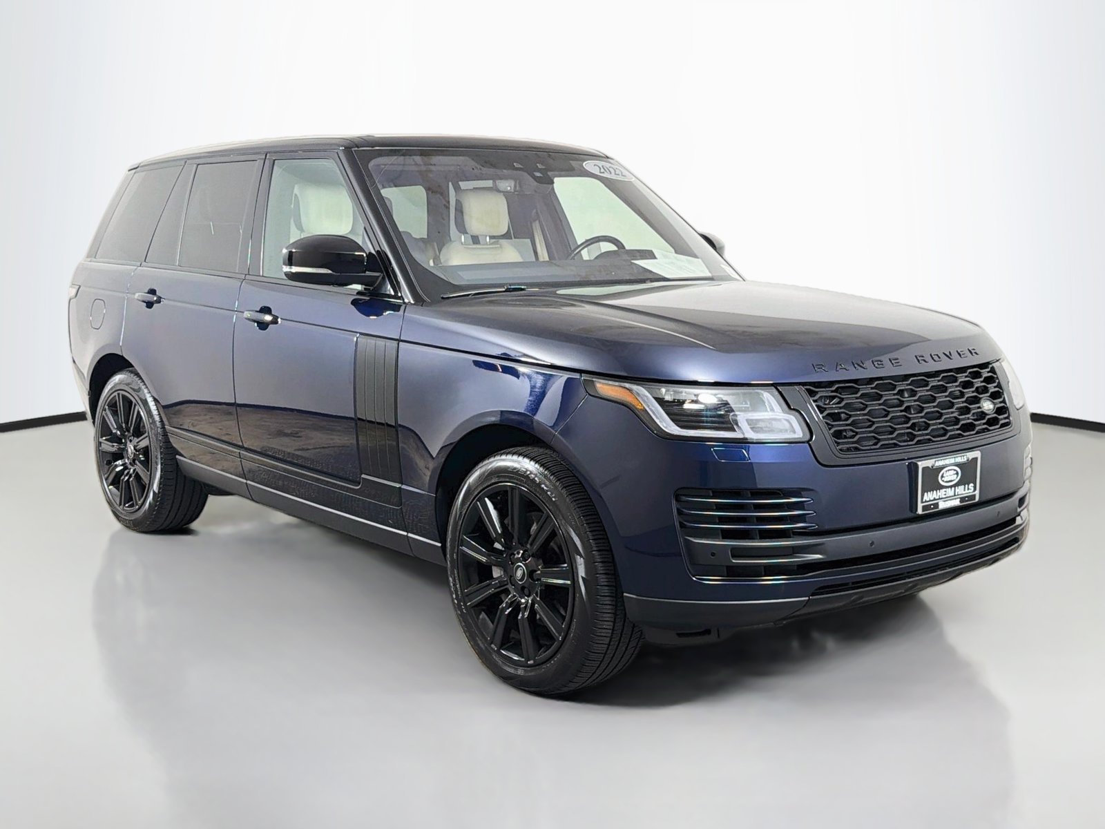 Used 2022 Portofino Blue Metallic Land Rover  image 7