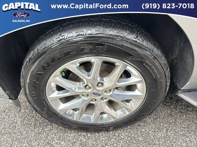 Used 2021 Silver Ford XLT image 13