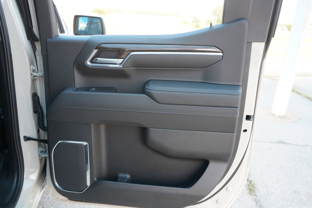 2026 Chevrolet Silverado 1500 RST - Photo 26