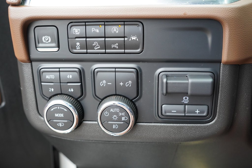 2025 Chevrolet Tahoe High Country - Photo 31