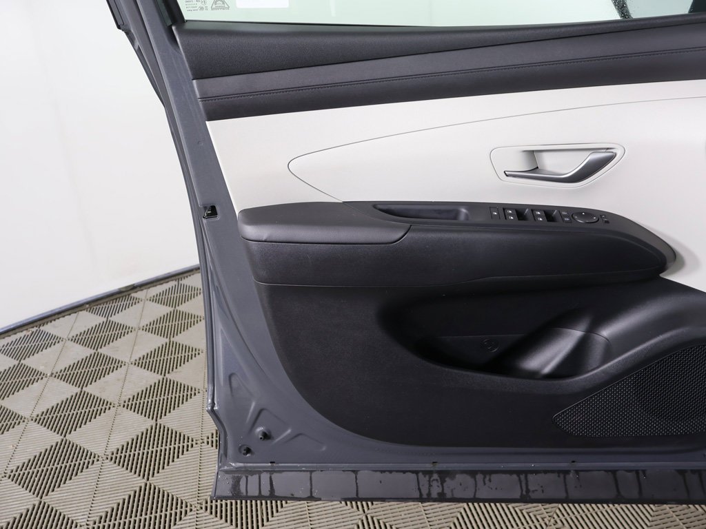 Certified Used 2025 Gray Hyundai SE image 18