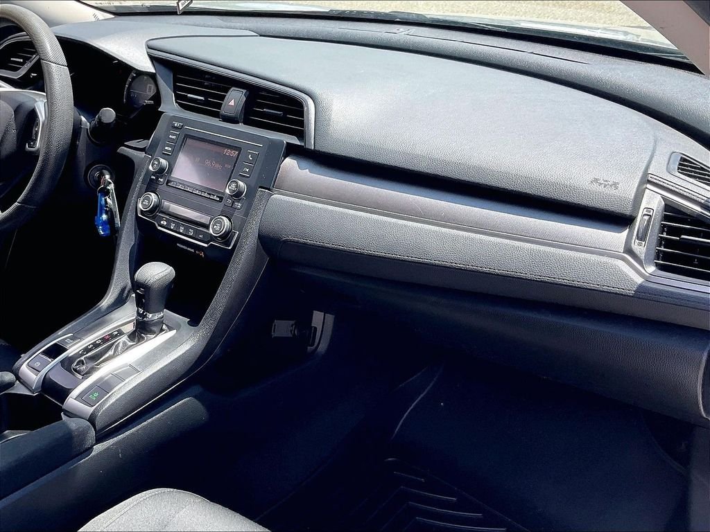 Used 2018 Silver Honda LX image 14