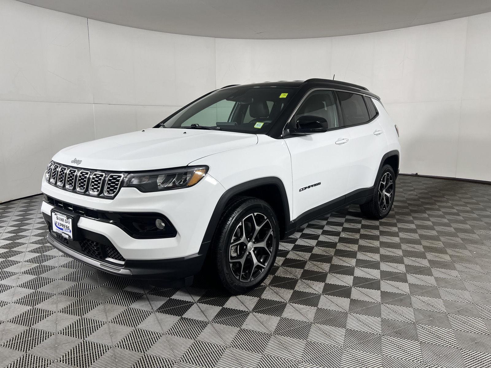 Used 2024 Bright White Clearcoat Jeep Limited image 34