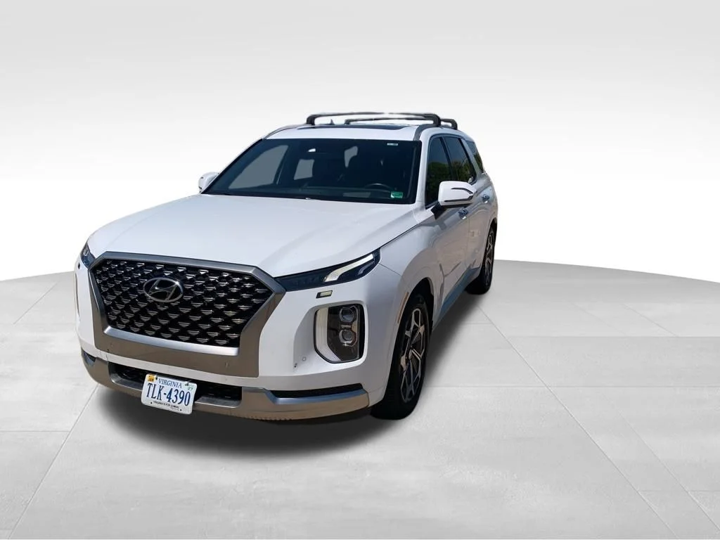 Used 2022 White Hyundai Calligraphy image 3