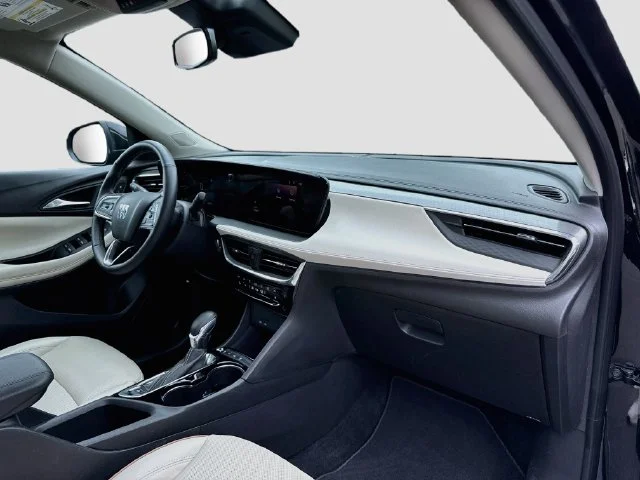 Used 2025 Black Buick Avenir image 29