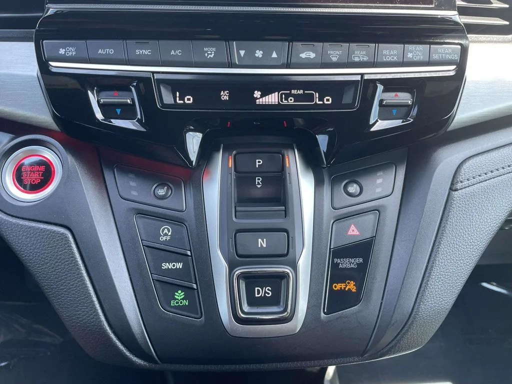 2025 Honda Odyssey Sport L - Photo 38