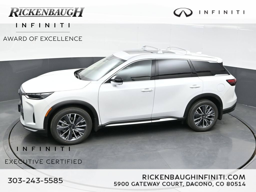Certified Used 2026 White INFINITI LUXE image 36