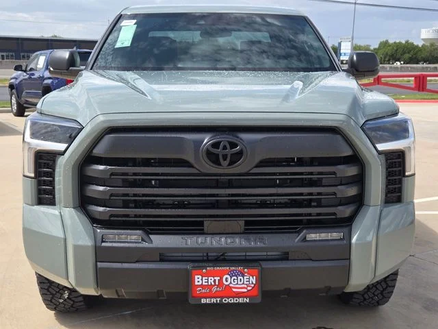 New 2026 Lunar Rock Toyota SR5 image 2