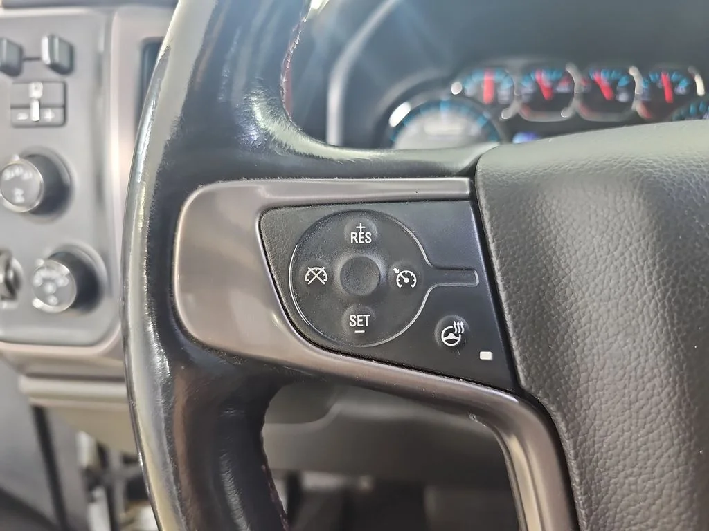 Certified Used 2018 White GMC SLT image 21