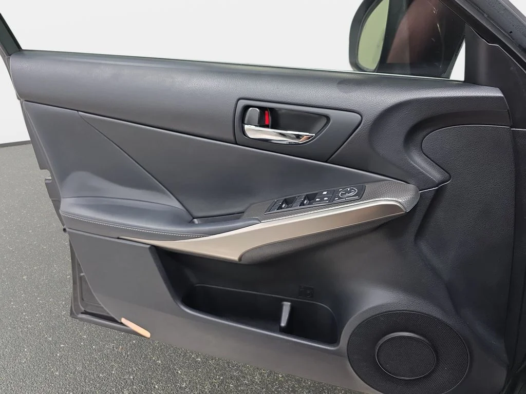 Used 2014 Obsidian Lexus 350 image 27