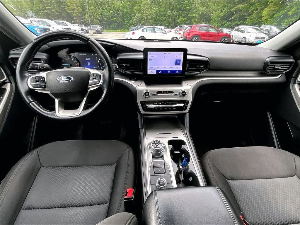 Used 2022 Silver Metallic Ford XLT image 22