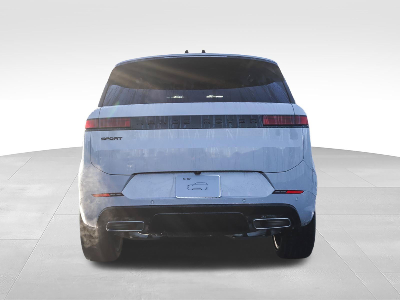 New 2026 Borasco Grey LAND ROVER Dynamic SE image 6