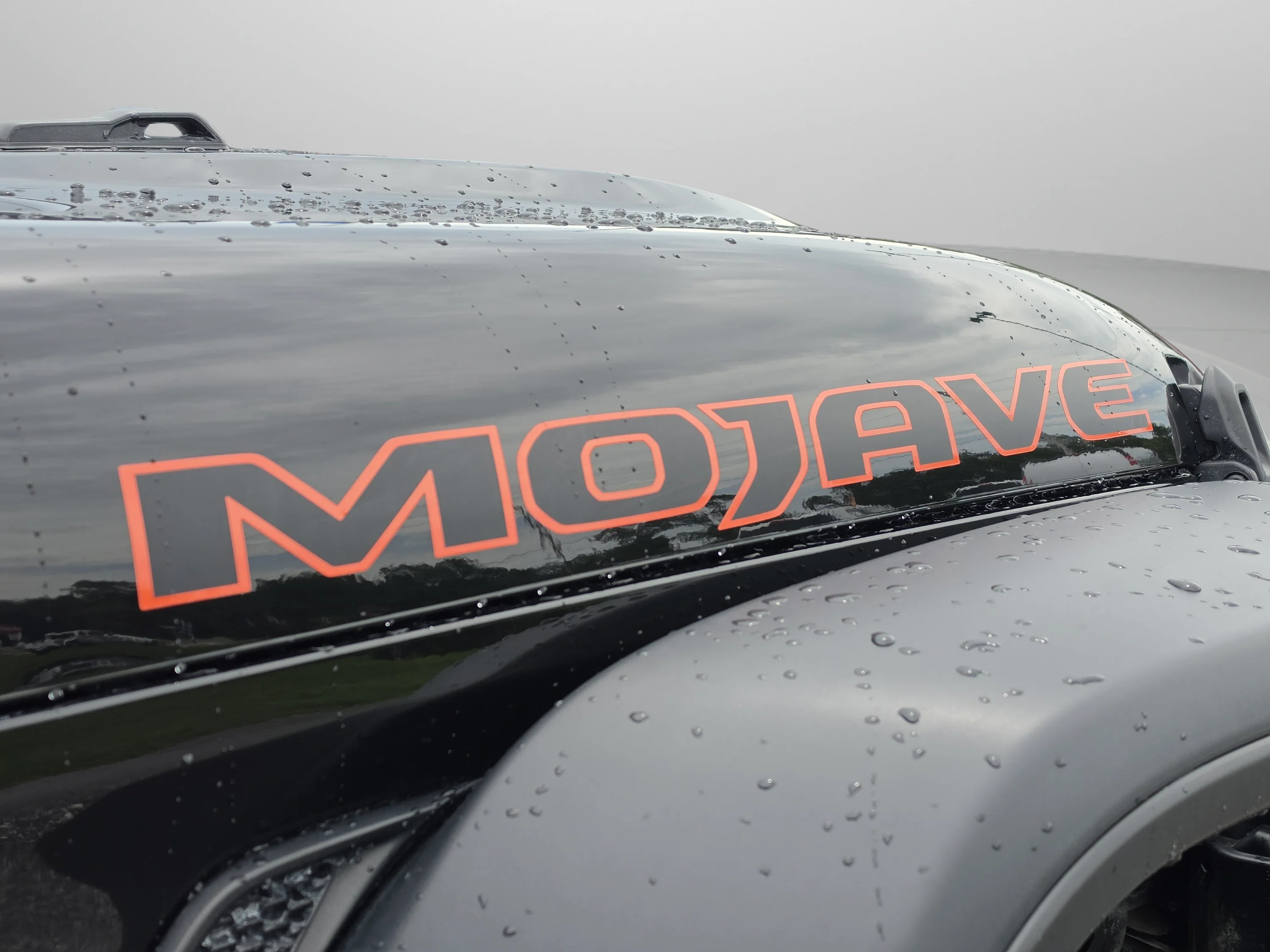 Used 2023 Black Clearcoat Jeep Mojave image 16