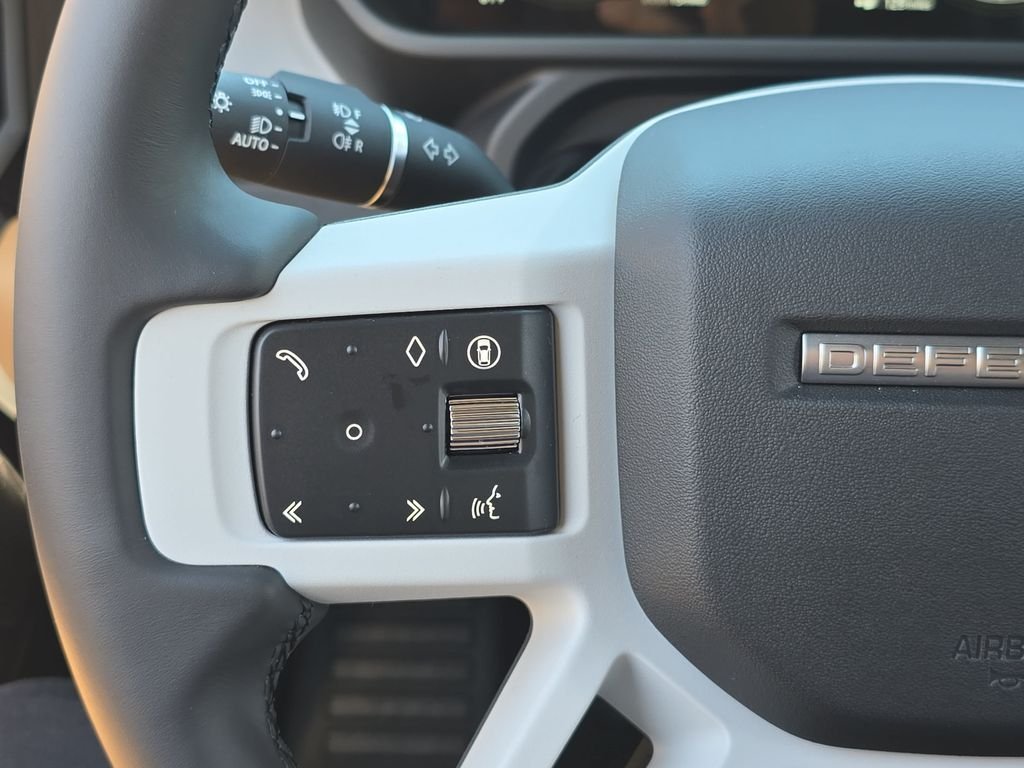 New 2026 Woolstone Green LAND ROVER S image 18
