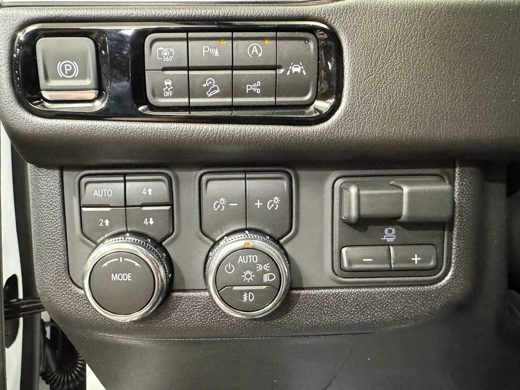 New 2026 Summit White GMC Denali image 20