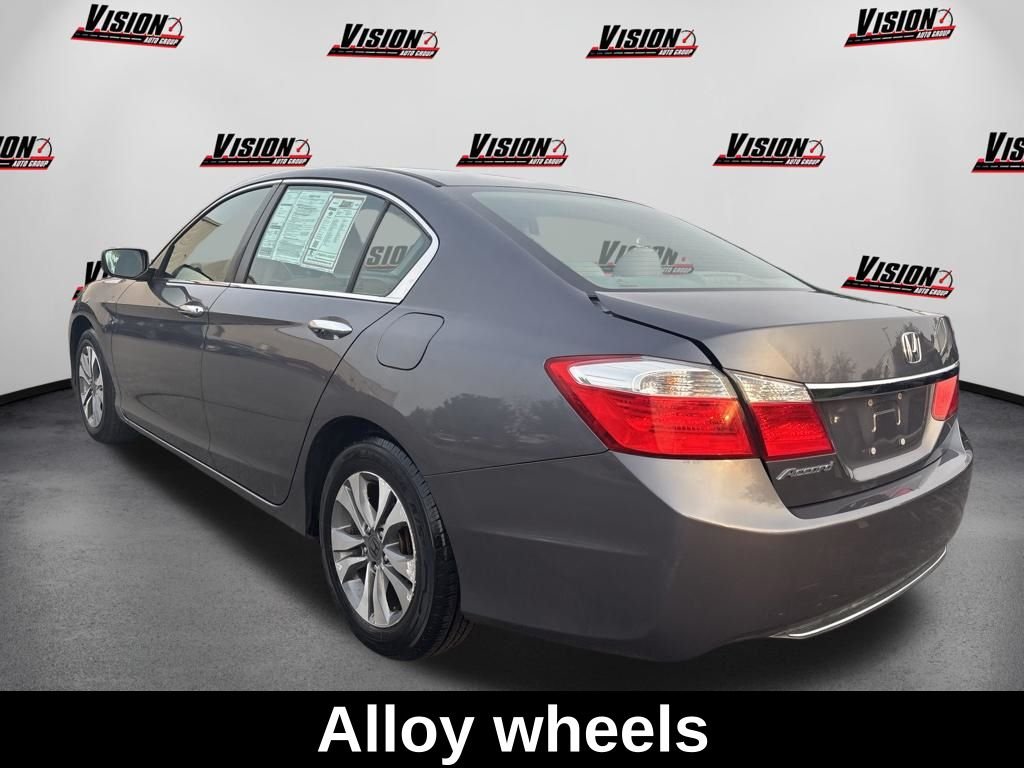Used 2015 Silver Honda LX image 7