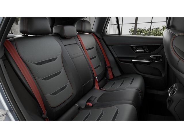 2025 Mercedes-Benz GLC AMG GLC63 S - Photo 5