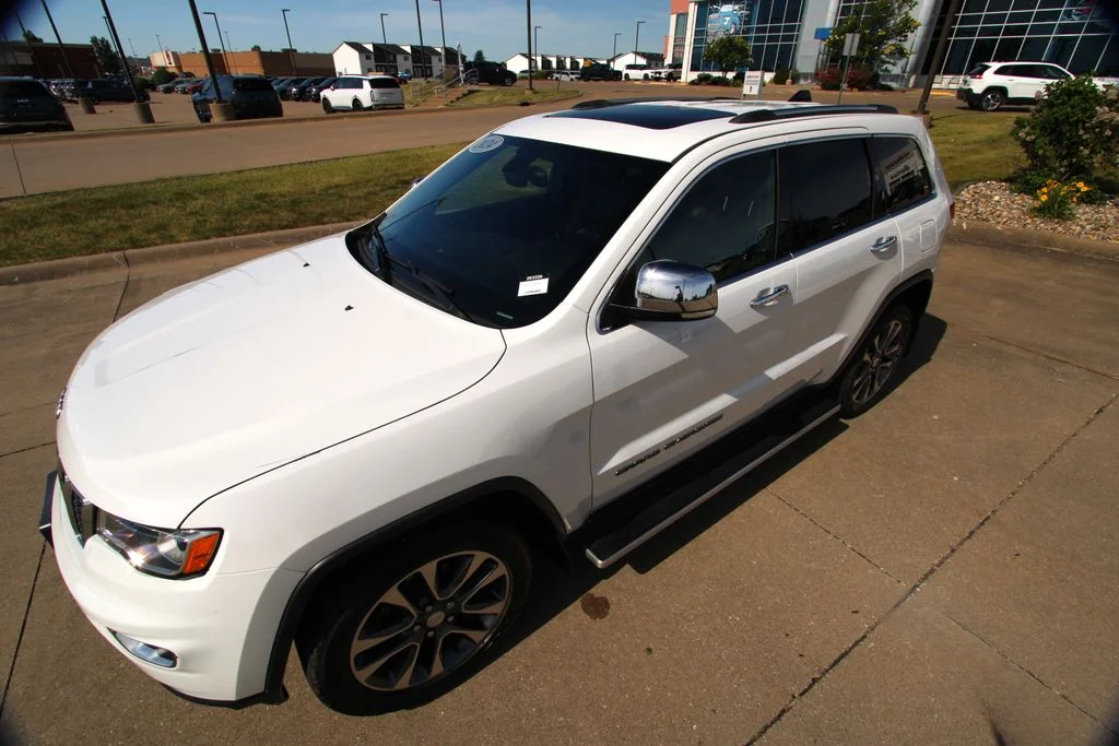 Used 2018 White Jeep Limited image 20