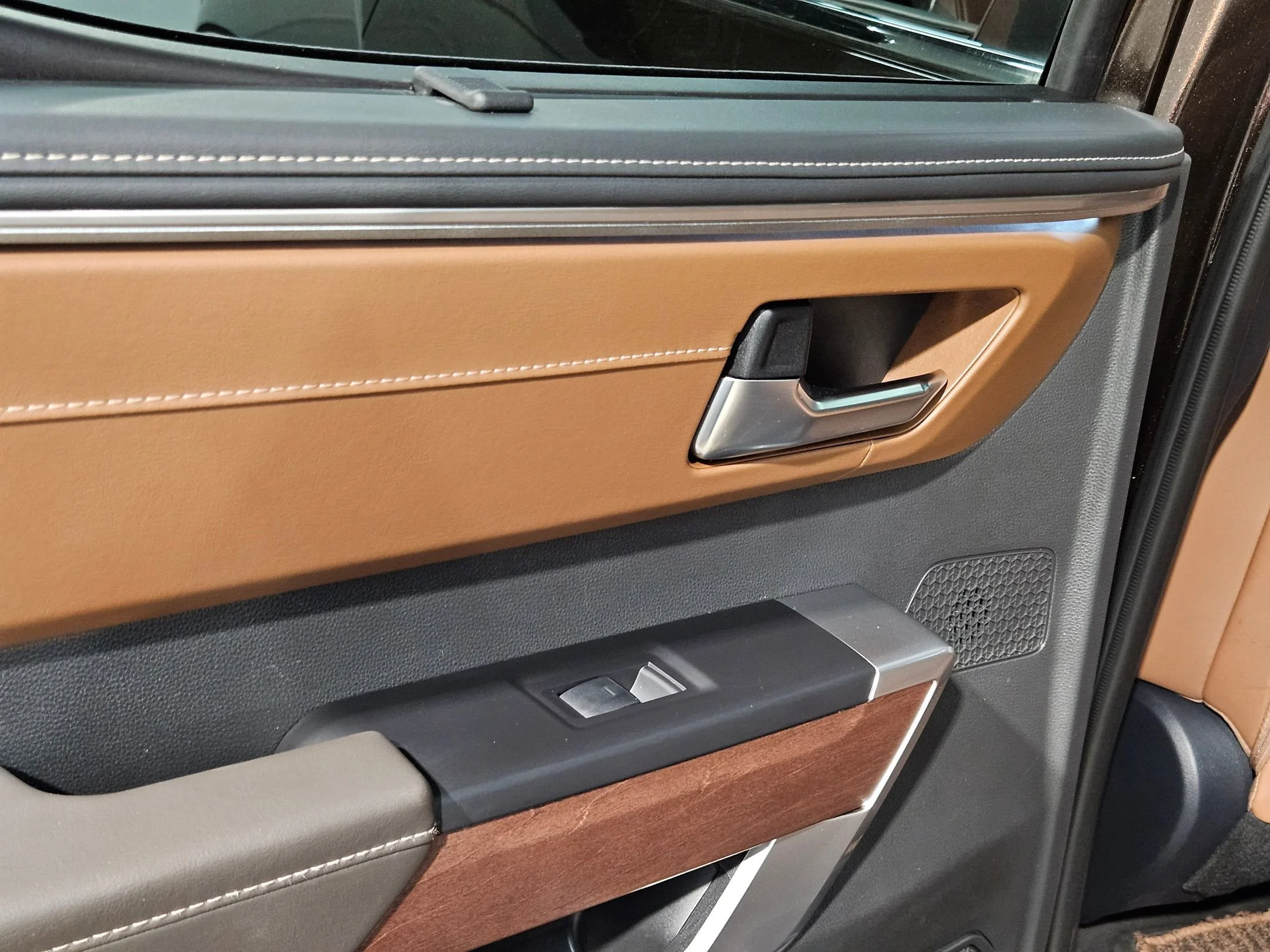 Used 2025 Smoked Mesquite Toyota 1794 Edition image 36