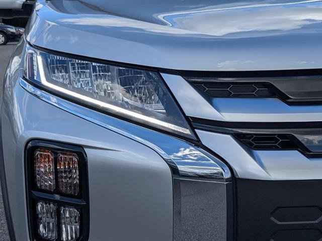 2025 Mitsubishi Outlander Sport SE - Photo 10