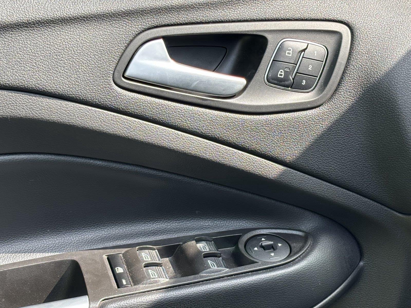 Used 2019 Magnetic Ford Titanium image 7
