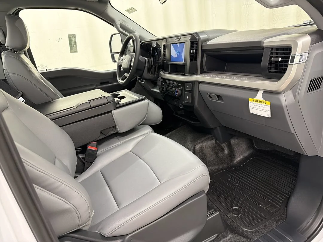 New 2026 Oxford White Ford F-550® XL image 14