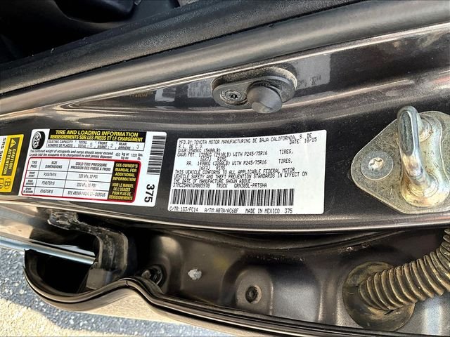 Used 2016 Gray Toyota SR5 image 22