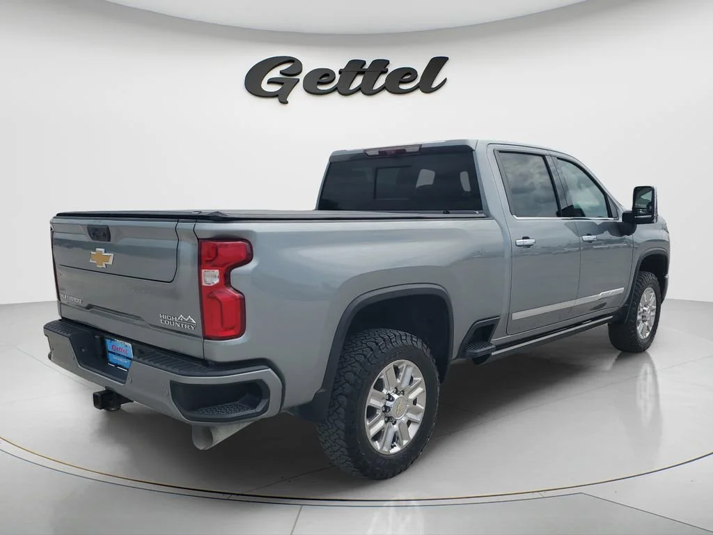 Used 2024 Sterling Gray Metallic Chevrolet High Country image 5