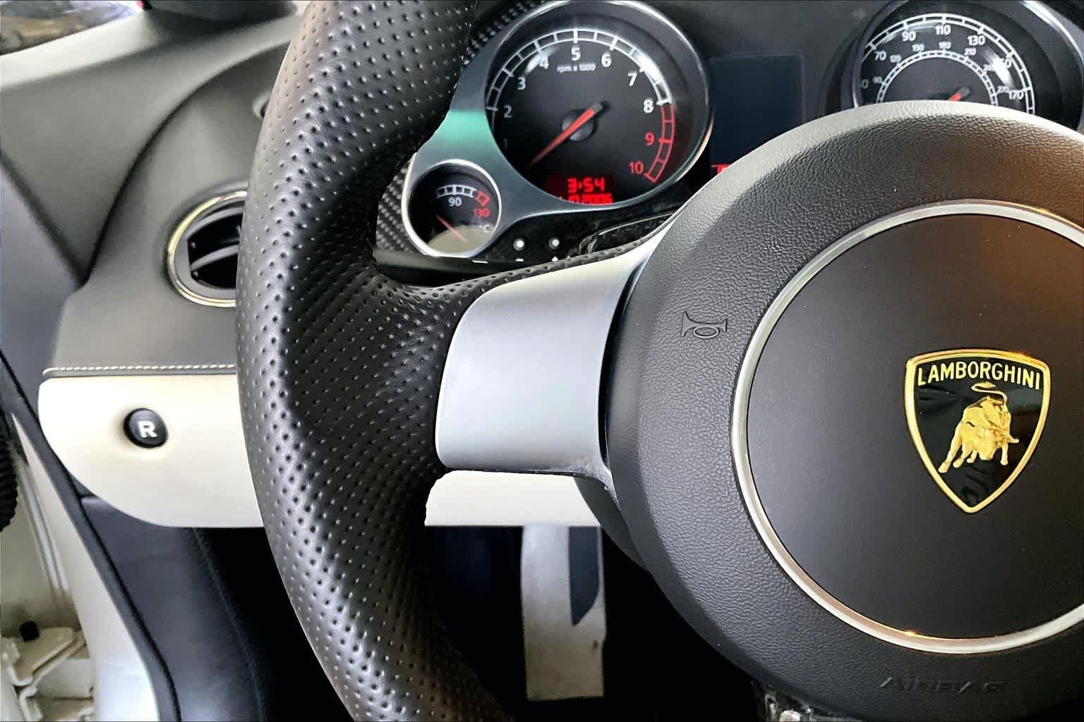 Used 2008 Bianco Monocerus Lamborghini  image 19