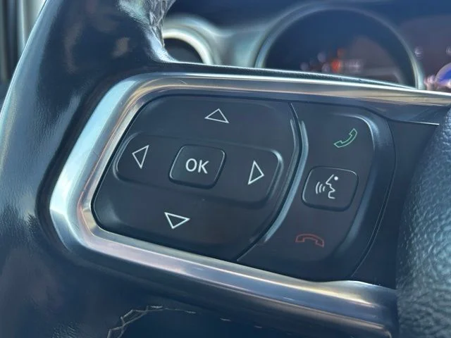 Used 2020 White Jeep Overland image 19