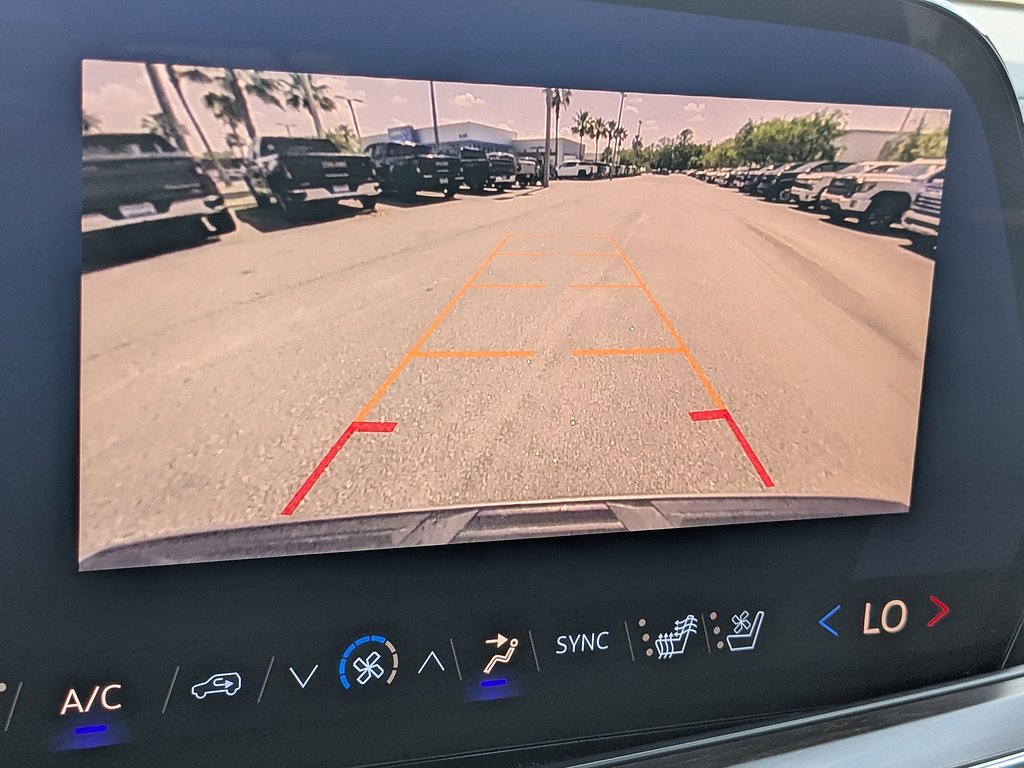 2025 Chevrolet Suburban Premier - Photo 35