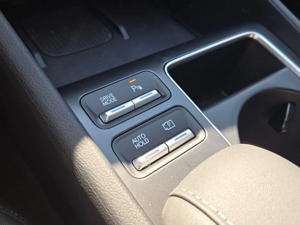 2025 Hyundai Sonata Hybrid Limited - Photo 26