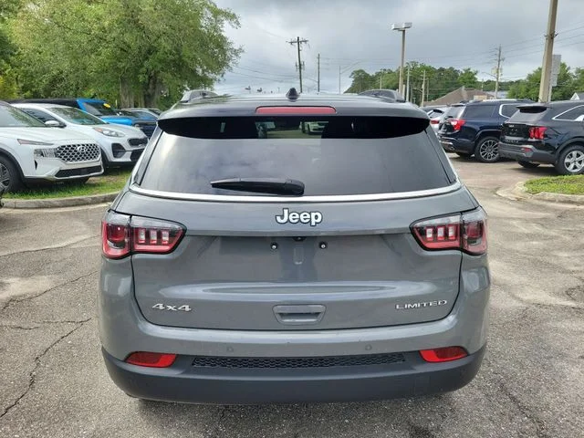 Used 2024 Gray Jeep Limited image 9