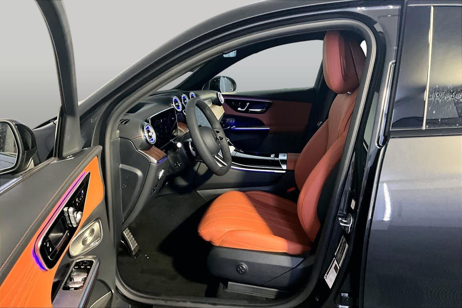 New 2026 Graphite Grey Metallic Mercedes-Benz GLC 300 image 13