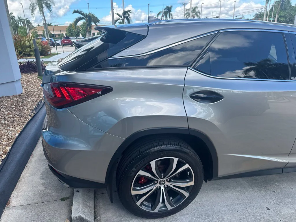 Used 2022 Silver Lexus 350 image 8