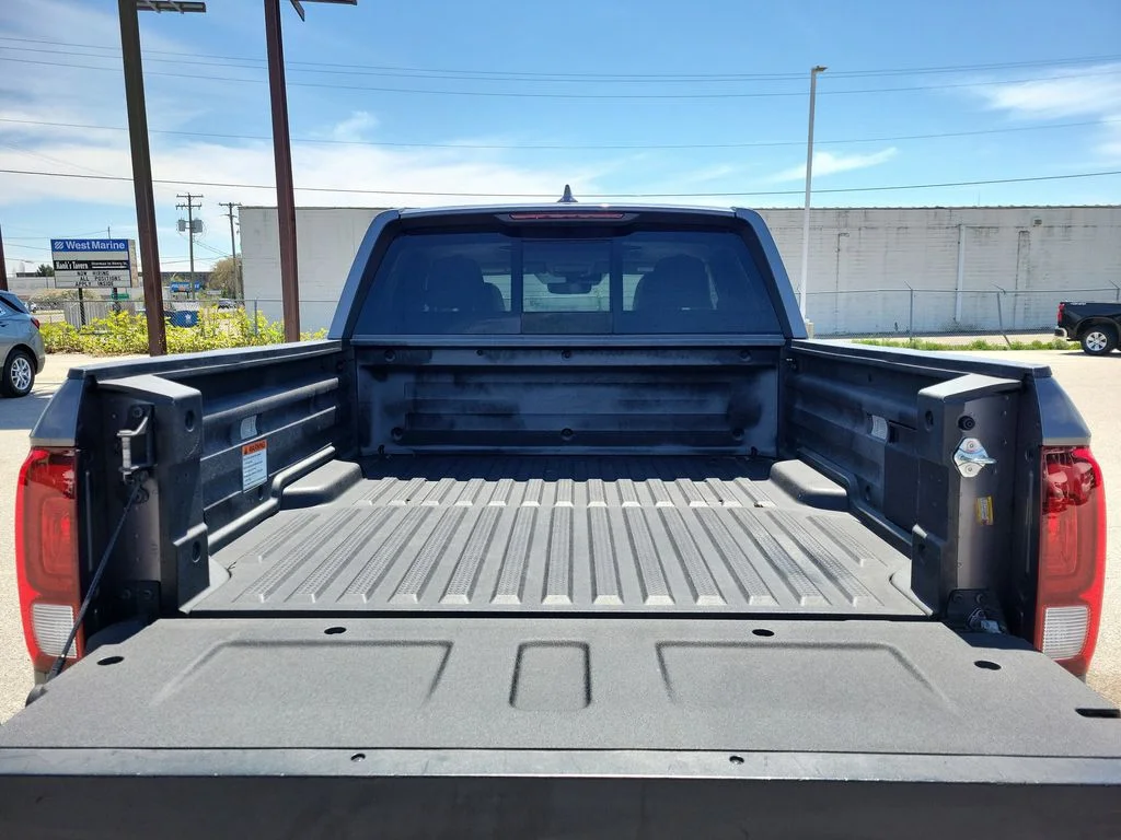 Used 2023  Honda RTL image 7